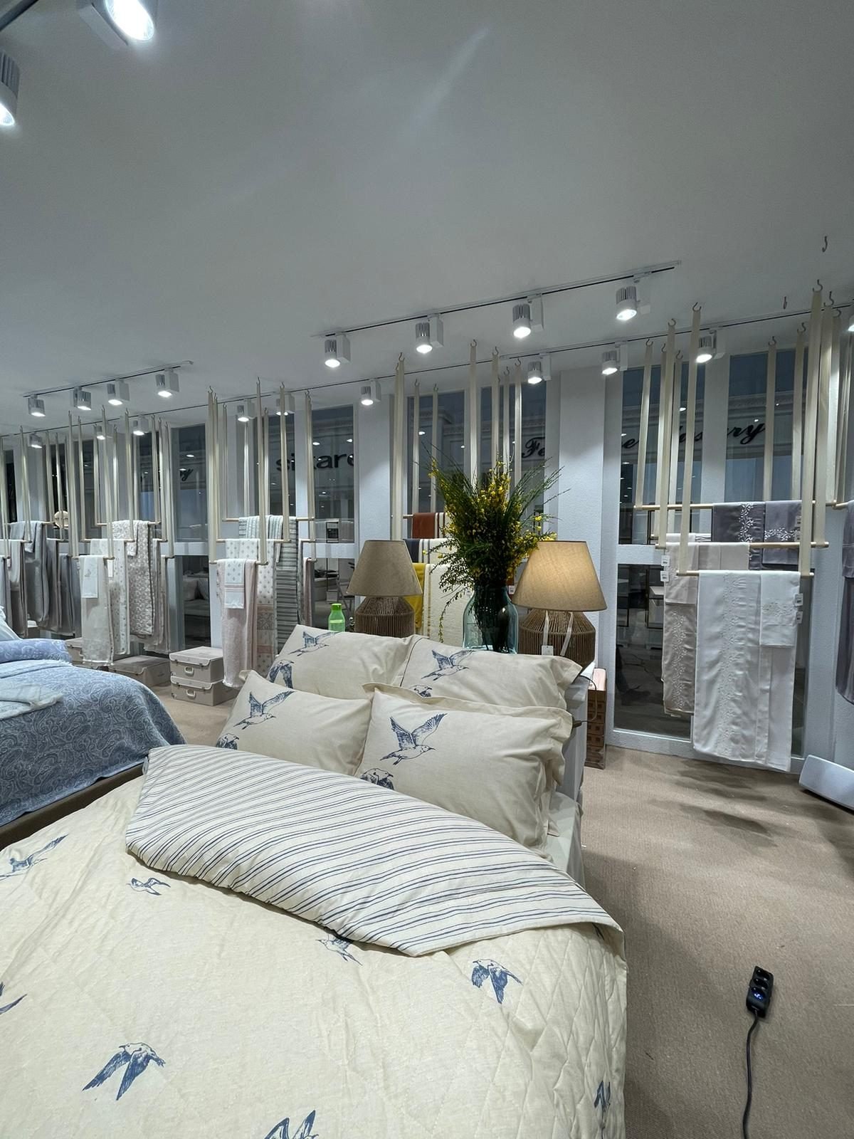 Apricitas Home — планировка магазина и детали – изображение